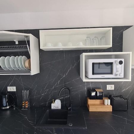 Government Deluxe Studio By Magic Apartments Bukarest Exterior foto
